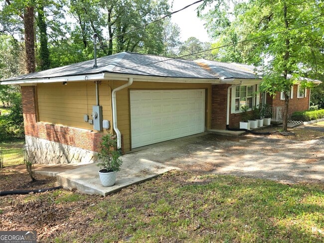 Foto del edificio - 3596 Indian Rock Rd SW