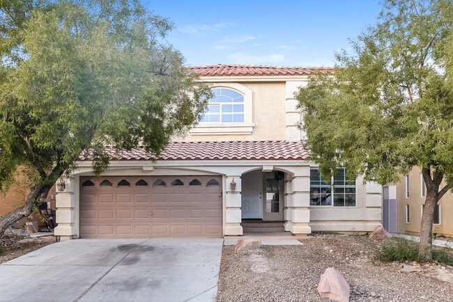 Building Photo - 6522 W Camero Ave