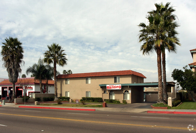 Building Photo - Paloma Apartments
