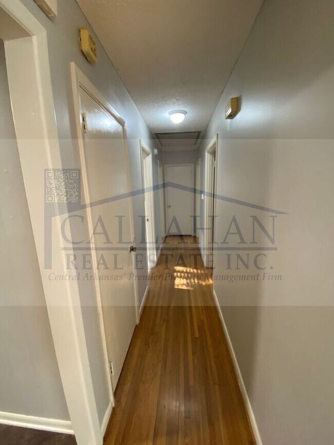 Building Photo - Sherwood 3 Bedroom Home