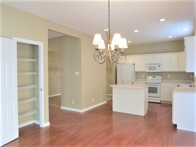 Building Photo - 4240 Field Master Drive