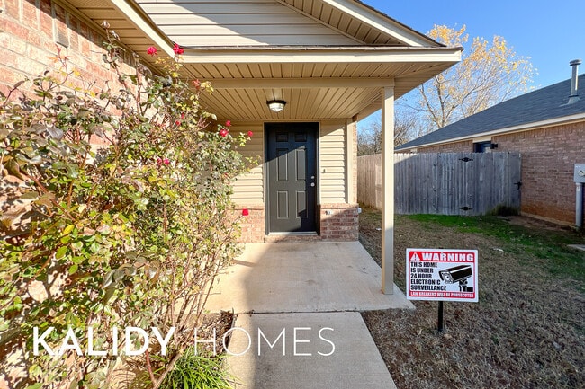 Building Photo - 7802 Bennie Ter