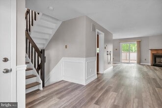 Building Photo - 518 Demoss Ct