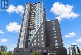 Building Photo - 158 King St N
