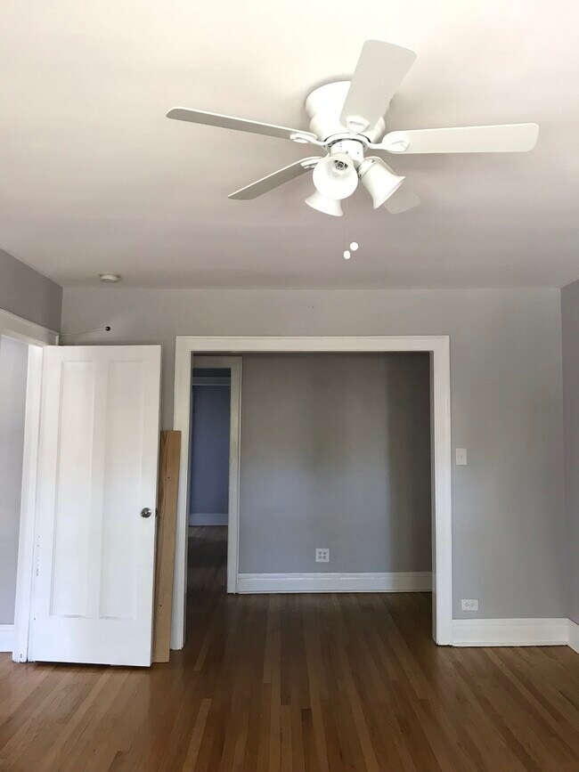 Foto del edificio - 4103 W Nelson St