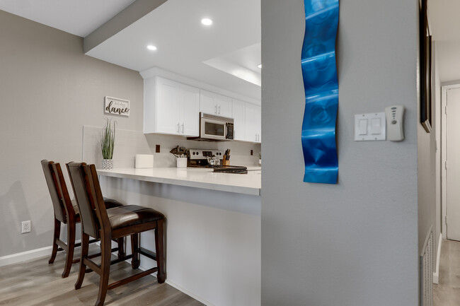 Building Photo - 77 Marbella Dr