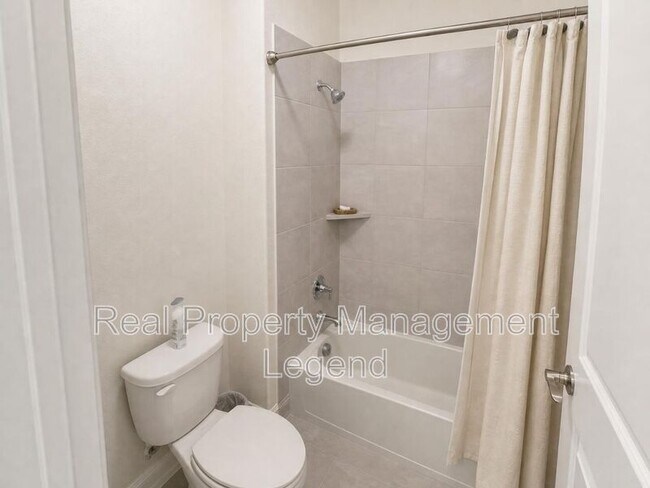 Foto del edificio - 2812 Ranger Ln