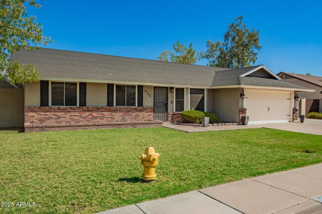 Foto del edificio - 3748 E Gable Ave