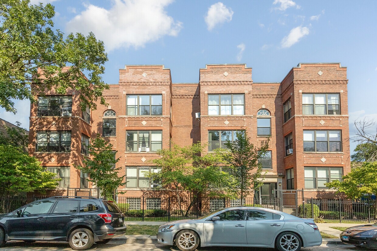 Foto principal - 3048 W Leland Ave