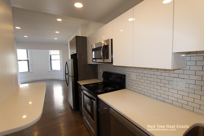 Photo - 503 Beacon St. Unit 5 Apartment