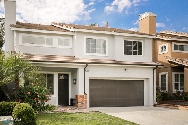 Building Photo - 2773 Titania Pl