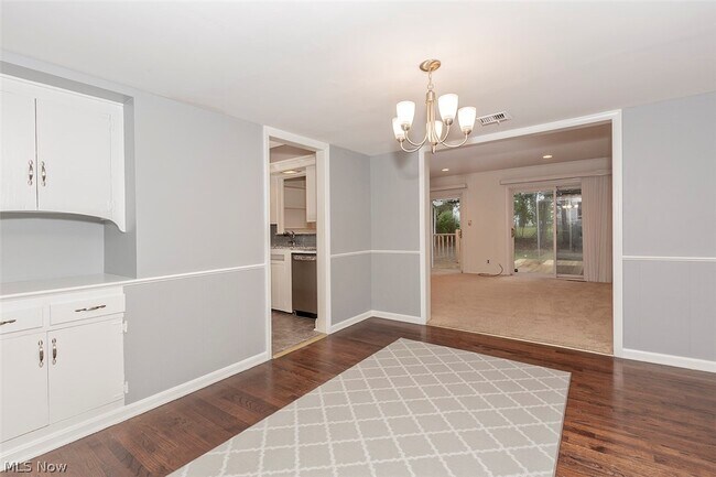 Foto del edificio - 22476 Rye Rd