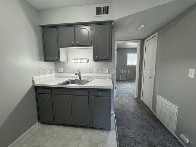 Foto del edificio - 4431 Oakwood
