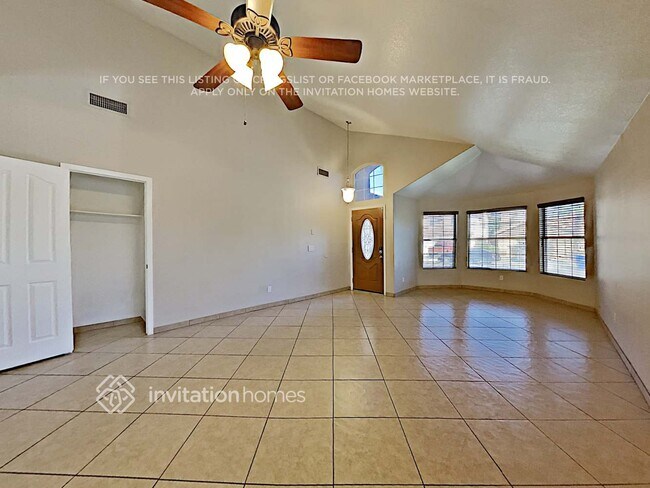 Building Photo - 2404 N 125th Dr