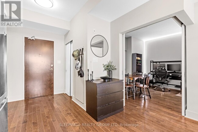 Building Photo - 101 Richmond Rd