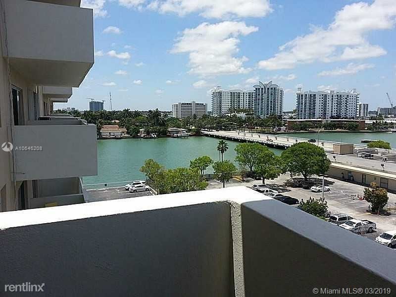 1 br, 1 bath - 1455 N Treasure Dr # 7 - 1 br, 1 bath  - 1455 N Treasure Dr # 7