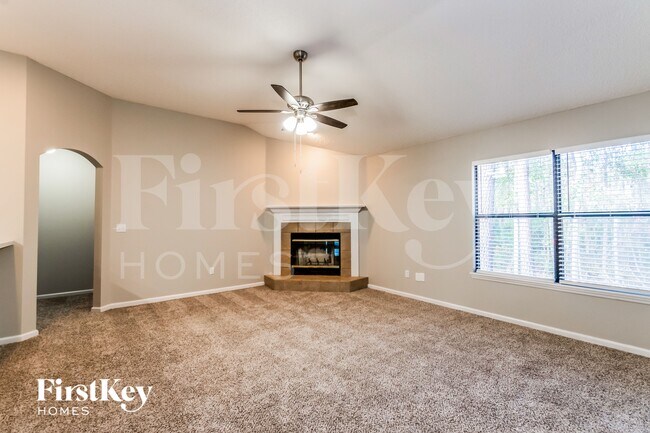 Foto del edificio - 5541 Broadgate Ct
