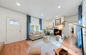 Building Photo - 1219 Songbird Dr