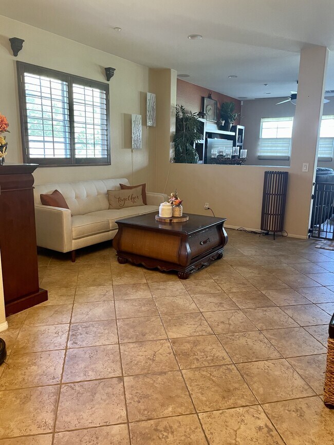 Building Photo - 16426 Empire Lakes Ct