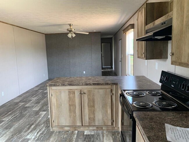 Foto del edificio - 16496 Dunhill Ln