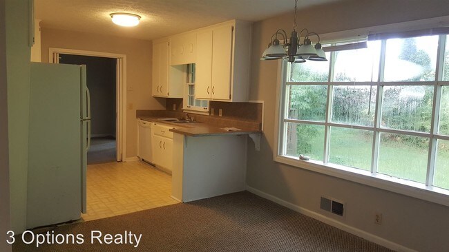 Building Photo - 3 br, 2 bath House - 604 Neese Road
