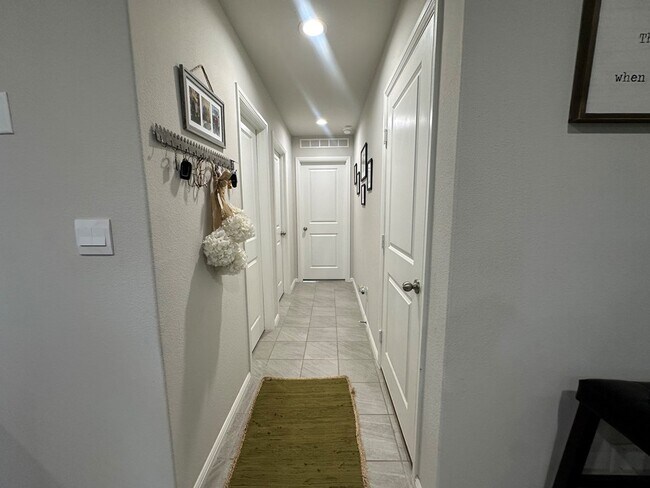 Foto del edificio - 7616 Orange Blossom Rd