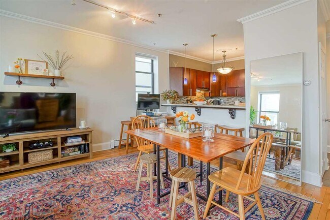 Foto del edificio - 1115 Willow Ave