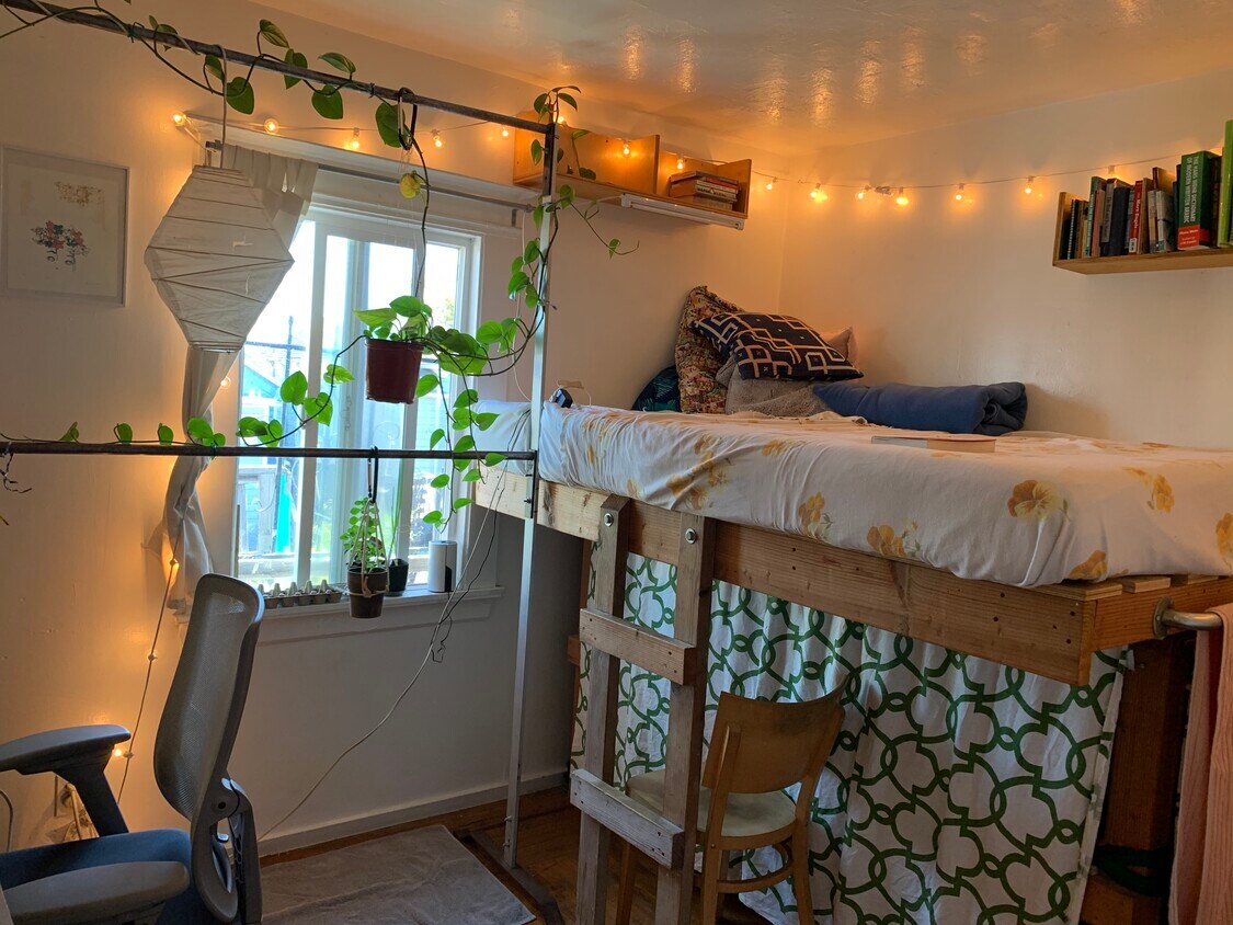 Foto principal - 685 28th St