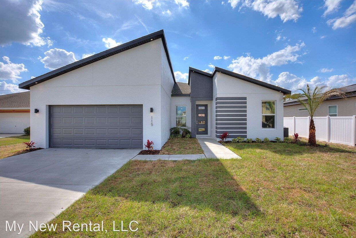4 br, 2 bath House 115 Big Sioux Drive House Rental in Poinciana
