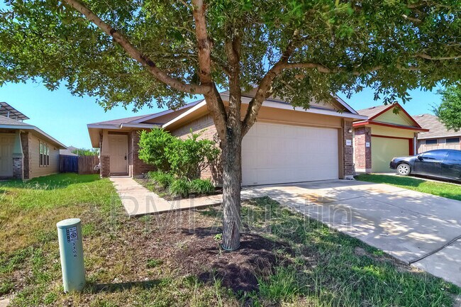 Building Photo - 3308 Barksdale Dr