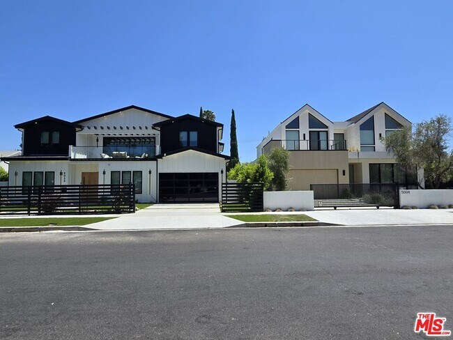 Foto del edificio - 5012 Enfield Ave