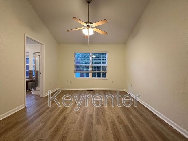 Photo - 846 Blue Spruce Way Townhome