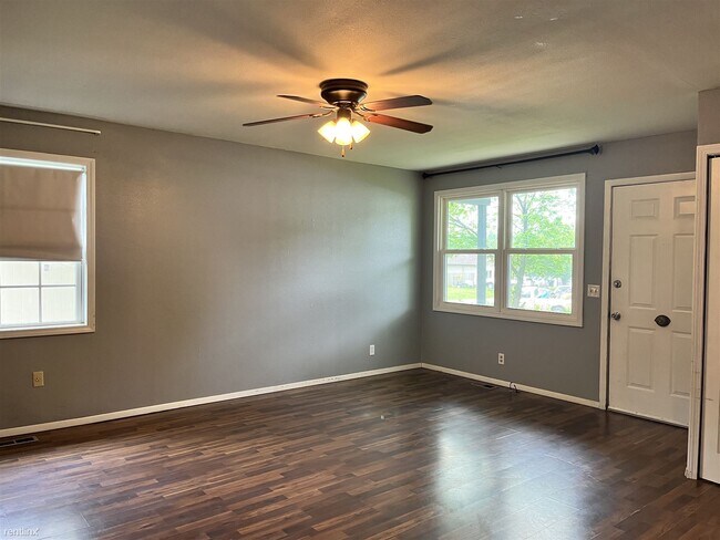 Foto del edificio - 3 br, 1 bath House - 809 Kimberly St