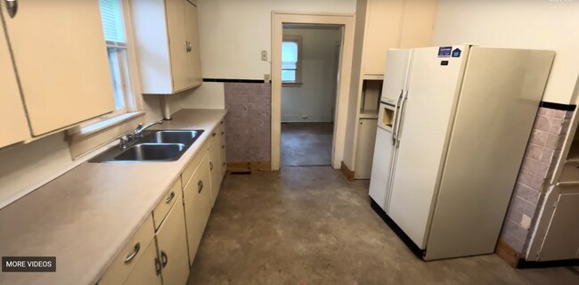 Foto del edificio - 1026 Oxford Ave