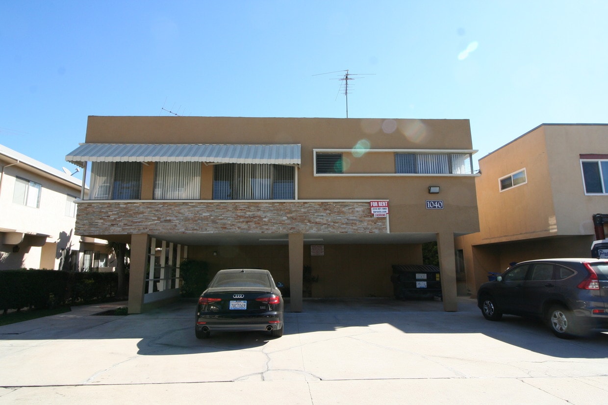 1040 S Wooster St, Los Angeles, CA 90035 Apartments in Los Angeles