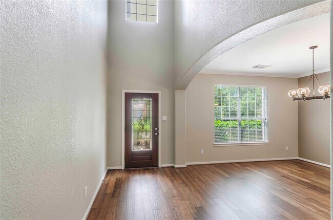 Foto del edificio - 6 Colewood Ct