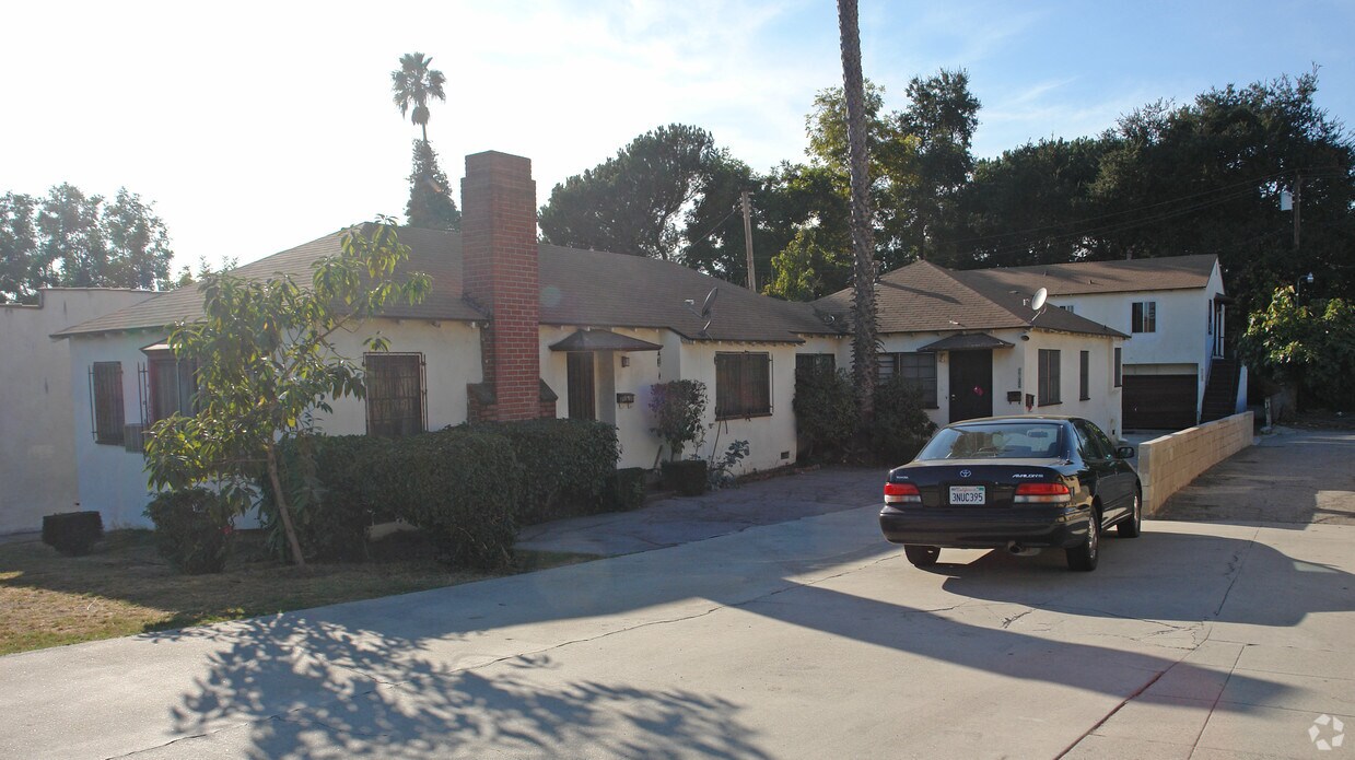 21232141 Lake Ave, Altadena, CA 91001 21232141 Lake Ave Altadena