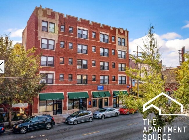 Building Photo - 739 W Belmont Ave