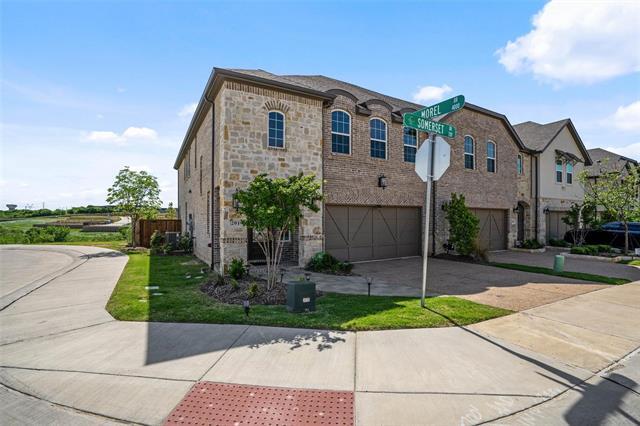 Foto principal - 201 Somerset Dr