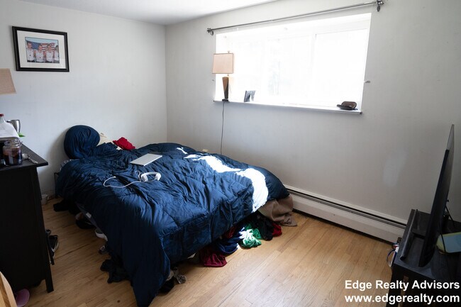 Foto del edificio - 290 Corey Rd