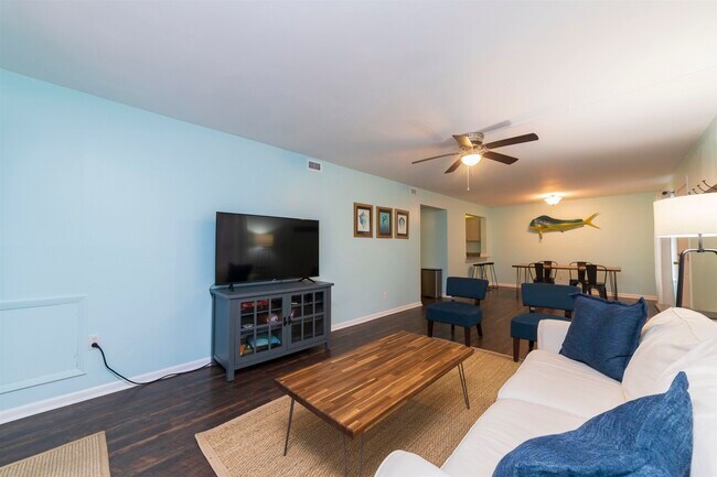 Building Photo - 43 Brigantine Ct