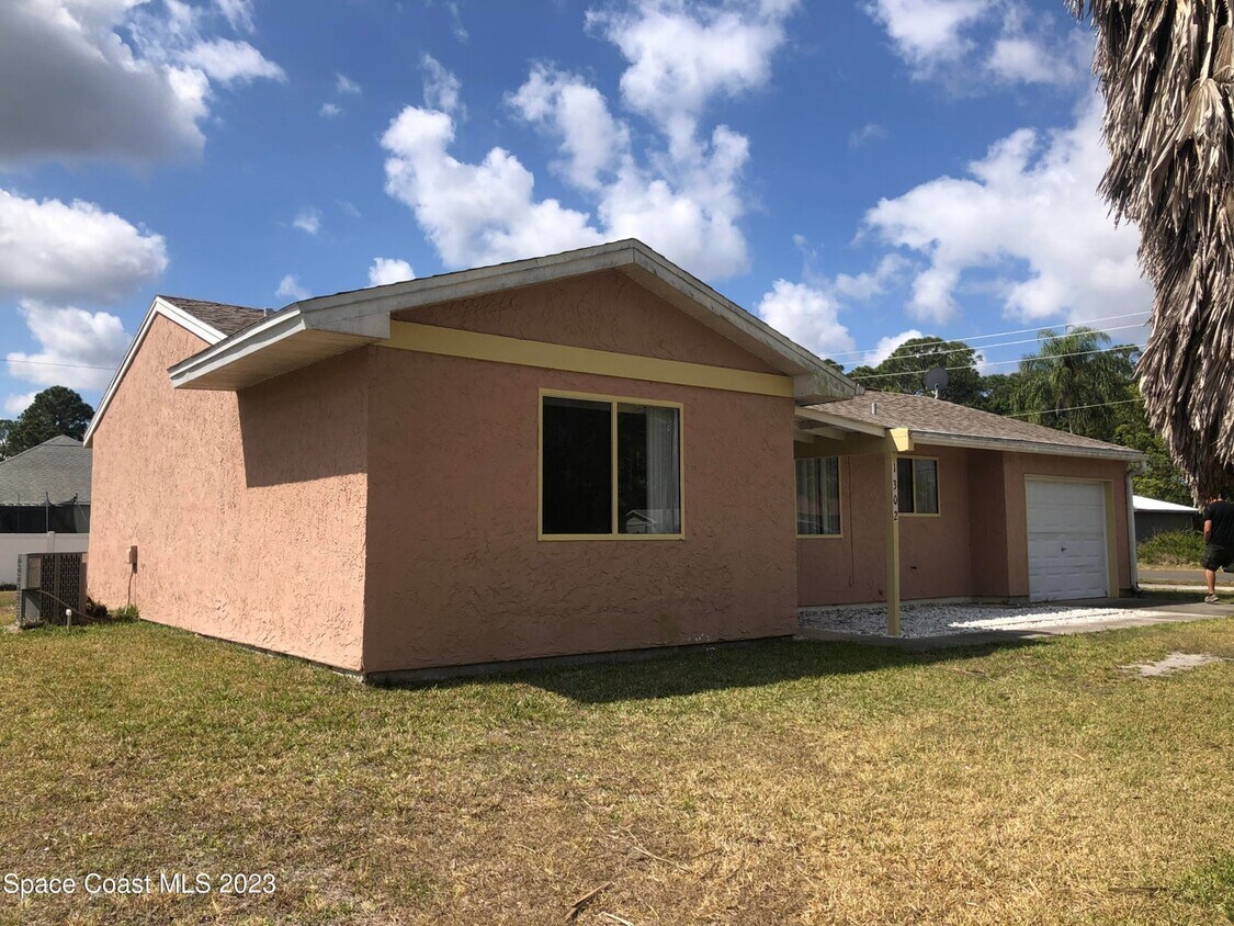 1302 Alcazar St SE, Palm Bay, FL 32909 House Rental in Palm Bay, FL