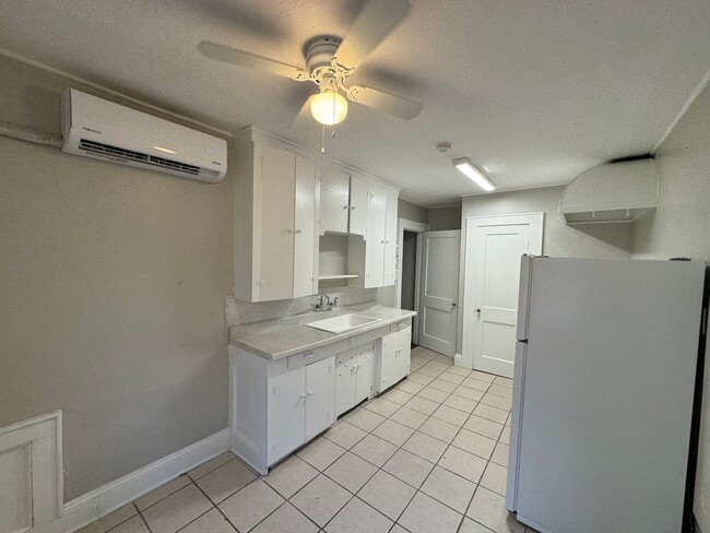 Building Photo - Ockley Apartments