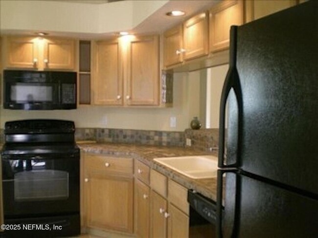 Foto del edificio - 126 13th St