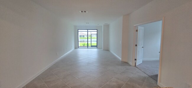 Building Photo - 5532 Sapphire Stone Cv