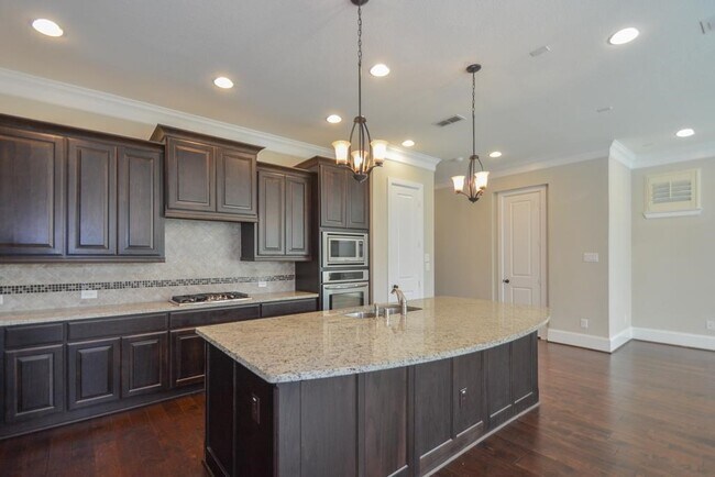 Foto del edificio - 1110 Oakwood Pass Ct