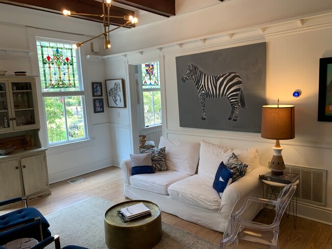 Foto del edificio - 1316 Pleasant St