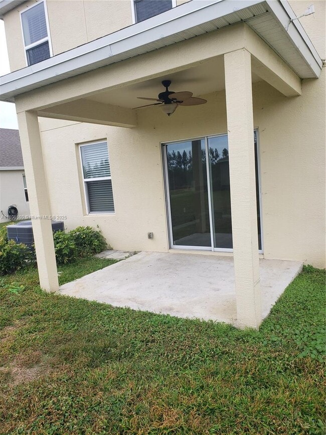 Building Photo - 3100 Yellowstone Cir