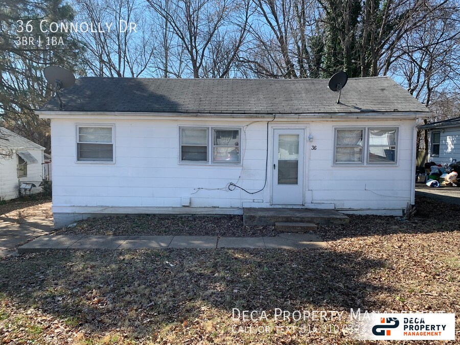 Primary Photo - 3 Bedroom House