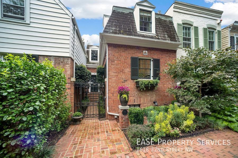 Primary Photo - 1618 32nd St NW